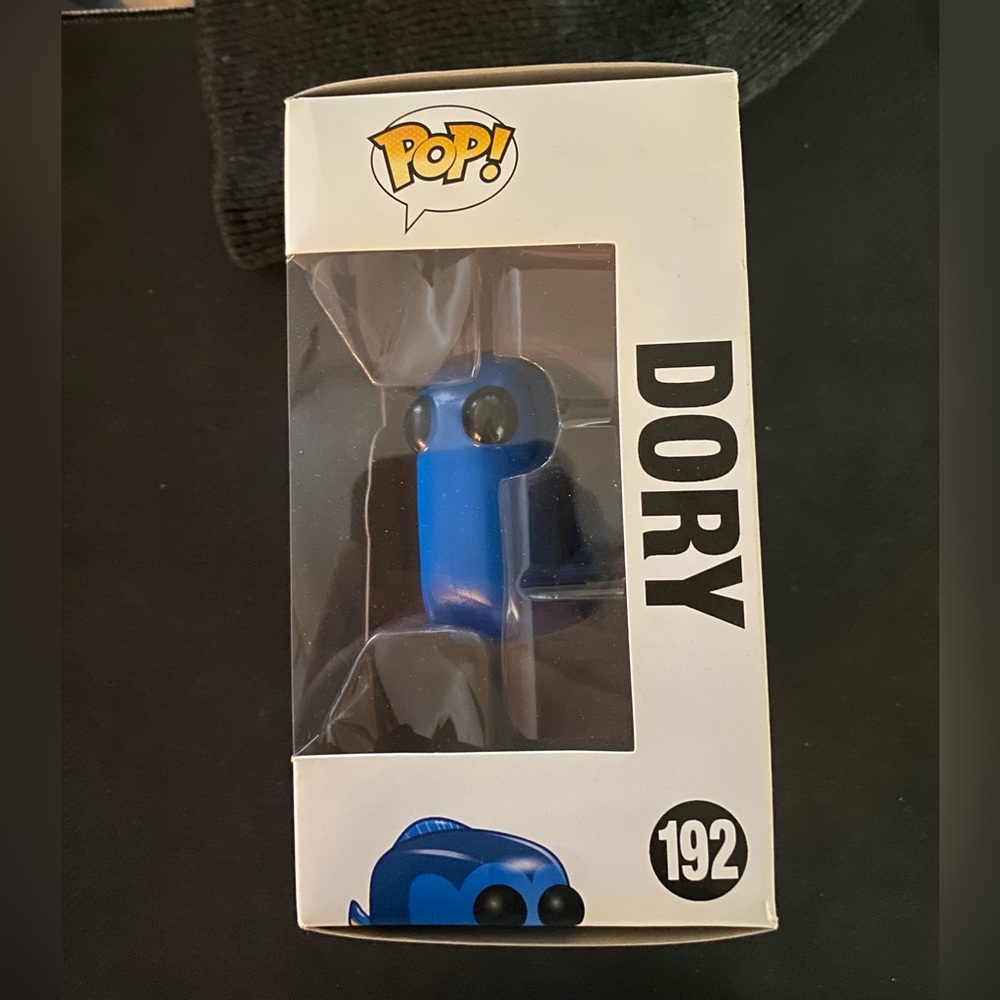 Vaulted Funko POP! Dory #192 - Picture 2 of 6